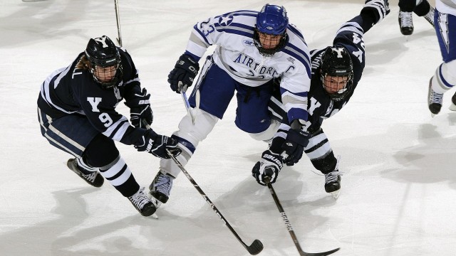 史上最震撼的“快攻”高光：速度与激情的极限展现！，快攻的概念