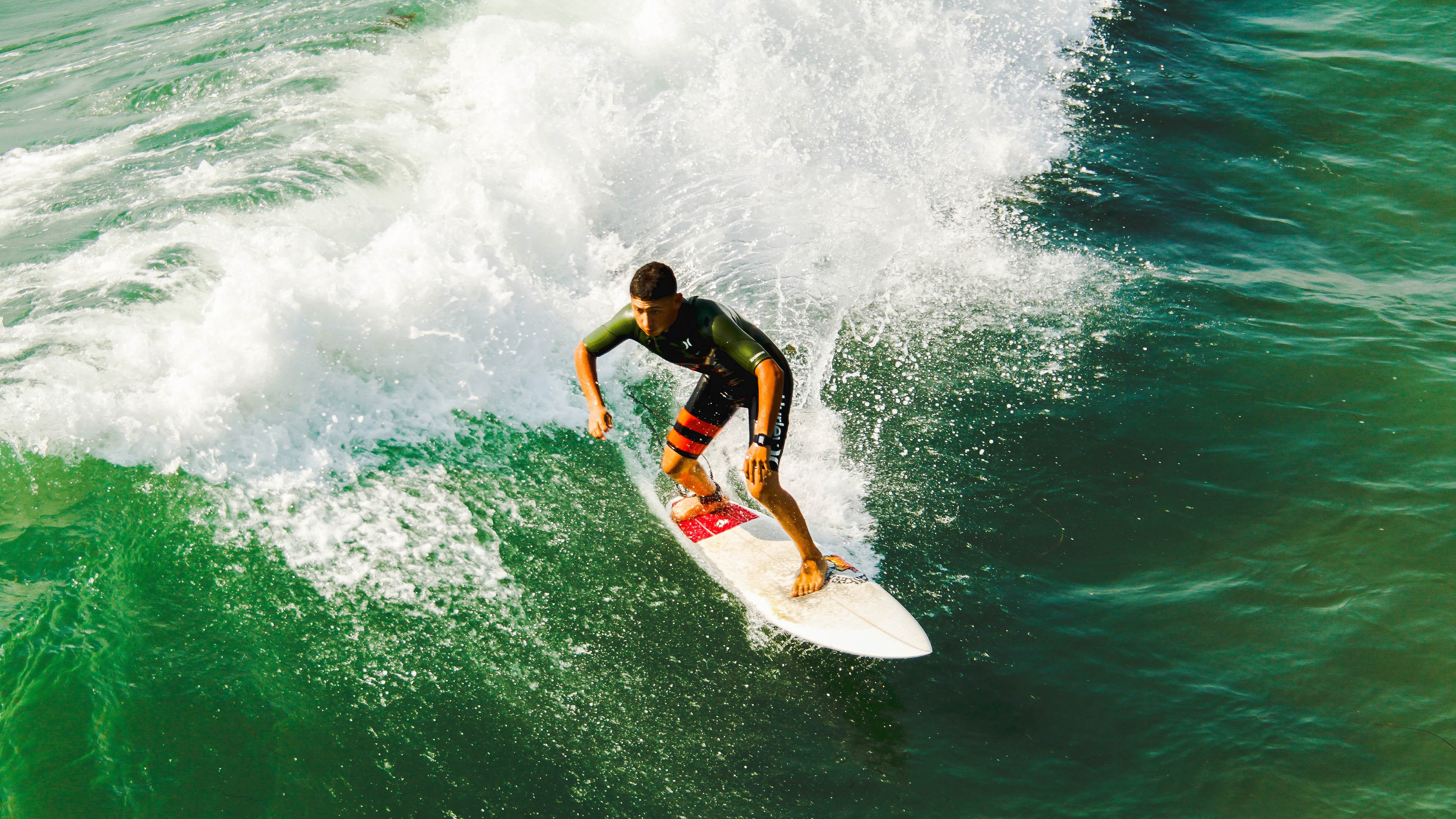 神秘黑马逆袭，力压豪强一举逆转胜局！，神奇的黑马